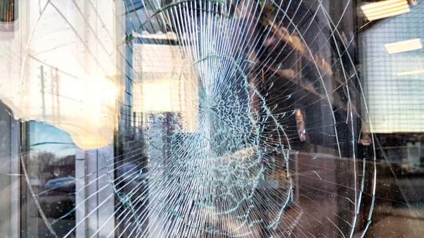 Emergency Glass Repair Clarksville MD  24/7 Local Help When Glass Breaks  